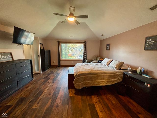 341 Allison Court, Greenwood, IN 46142