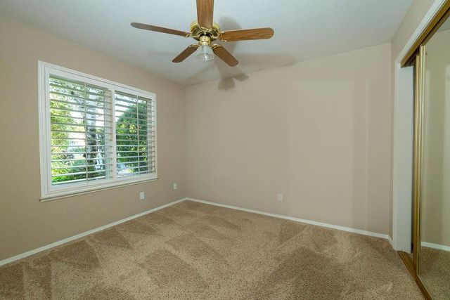 877 E Catalina Circle, Fresno, CA 93730