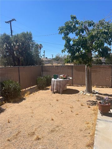 7623 Frontera, Yucca Valley, CA 92284