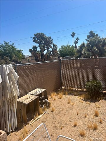 7623 Frontera, Yucca Valley, CA 92284