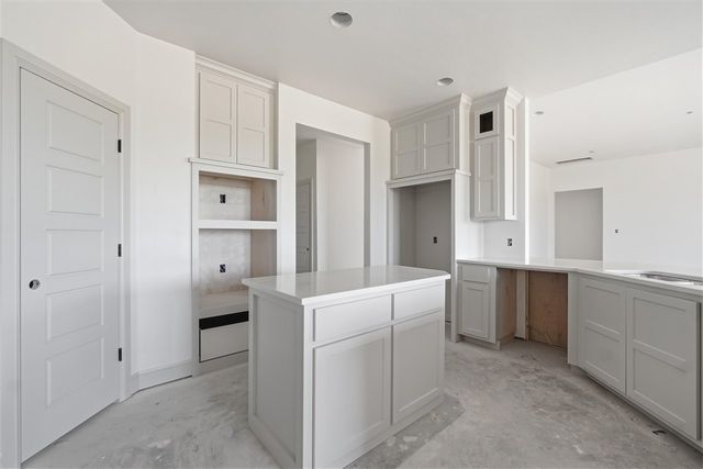 2413 NE Falcon Ln, Lawton, OK 73507
