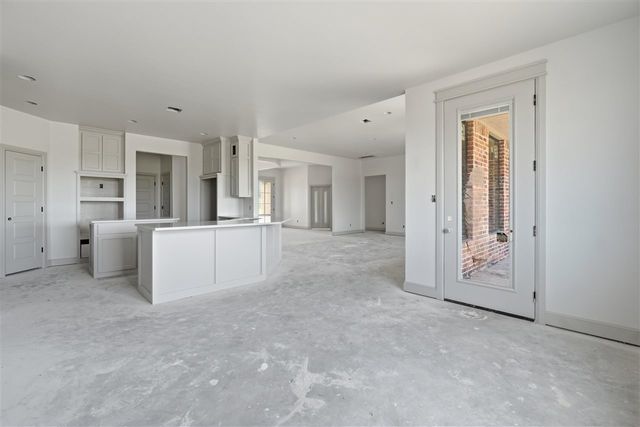 2413 NE Falcon Ln, Lawton, OK 73507