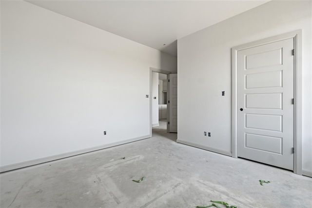 2413 NE Falcon Ln, Lawton, OK 73507