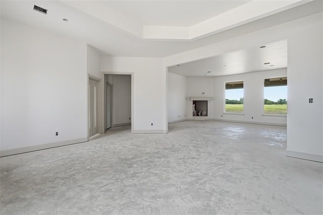 2413 NE Falcon Ln, Lawton, OK 73507