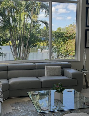 8263 N Lake Forest Drive, Davie, FL 33328