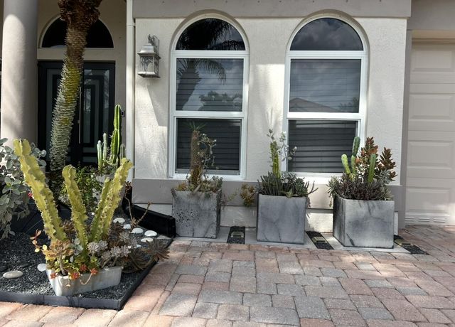 8263 N Lake Forest Drive, Davie, FL 33328