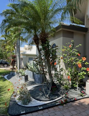 8263 N Lake Forest Drive, Davie, FL 33328