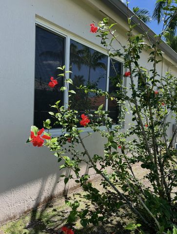 8263 N Lake Forest Drive, Davie, FL 33328