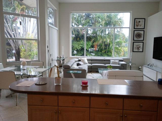 8263 N Lake Forest Drive, Davie, FL 33328