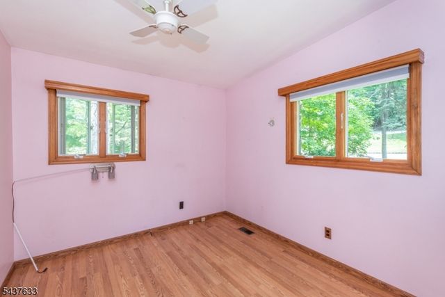 6 Mohawk Trl, Ringwood Boro, NJ 07456