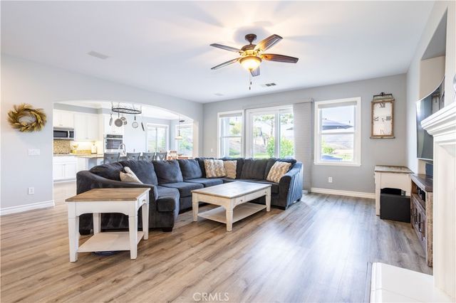 29320 Sequoia Road, Canyon Country, CA 91387