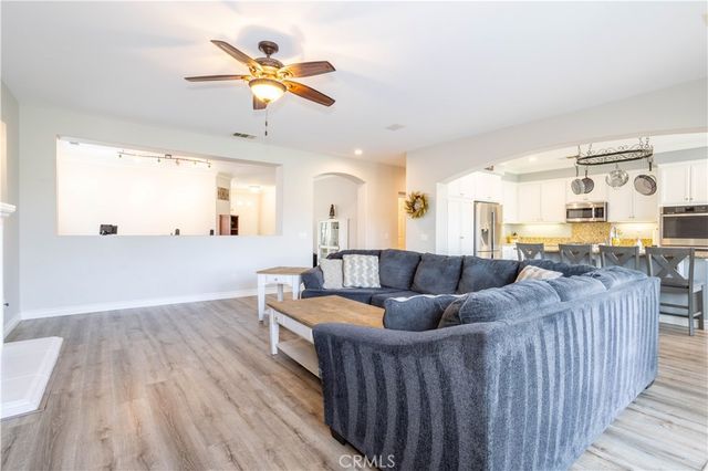 29320 Sequoia Road, Canyon Country, CA 91387