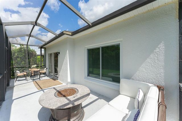 6116 SKYLARKCREST DR, Lithia, FL 33547
