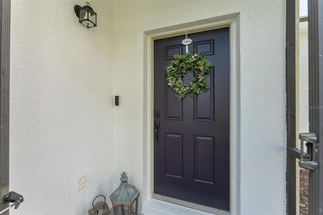 6116 SKYLARKCREST DR, Lithia, FL 33547
