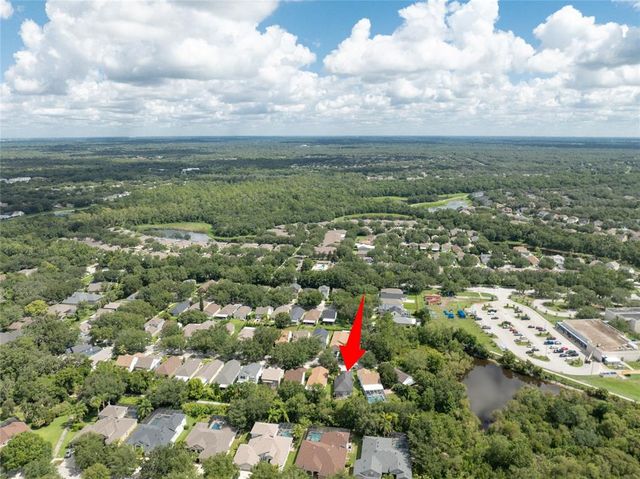 6116 SKYLARKCREST DR, Lithia, FL 33547