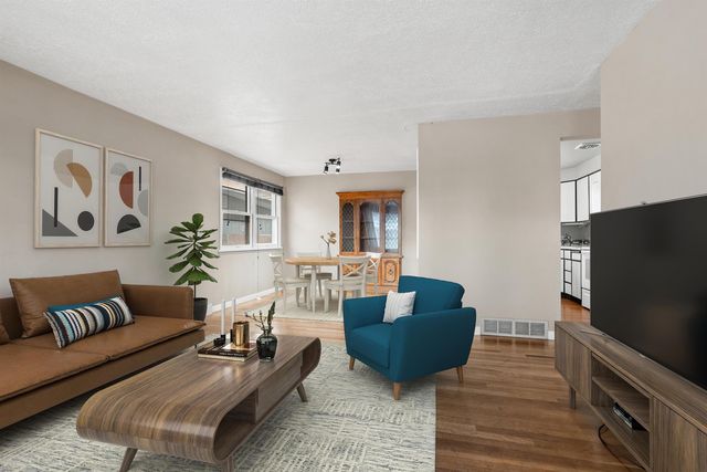 813 E Decatur Ave, Spokane, WA 99208