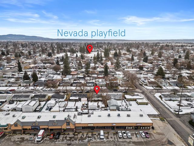 813 E Decatur Ave, Spokane, WA 99208