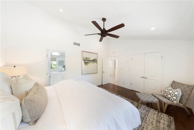 2102 Vista Entrada, Newport Beach, CA 92660