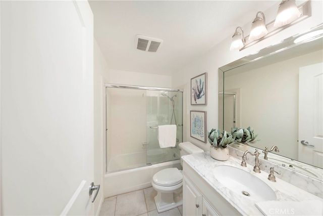 2102 Vista Entrada, Newport Beach, CA 92660
