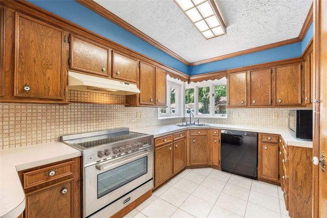 14818 Cedar Point Drive, Houston, TX 77070