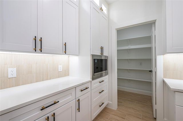 374 County Road 6490, Dayton, TX 77535
