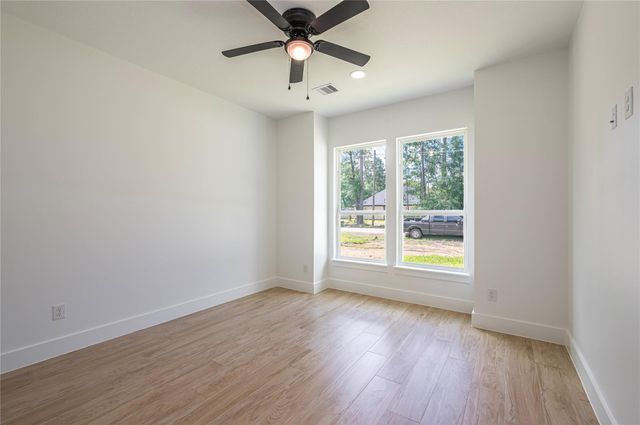 374 County Road 6490, Dayton, TX 77535