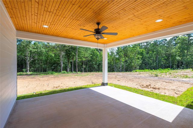 374 County Road 6490, Dayton, TX 77535
