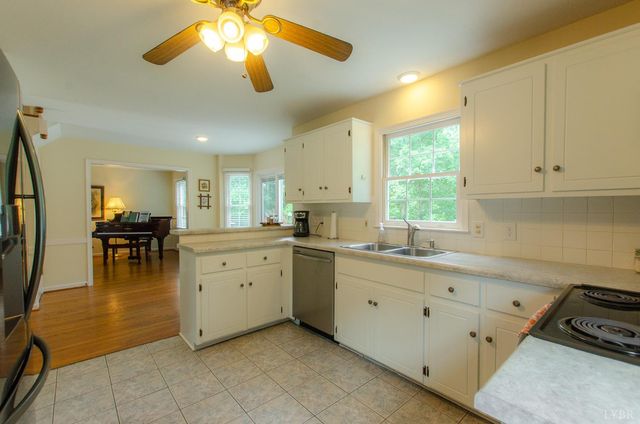 4232 Spring Grove Rd, Spout Spring, VA 24522