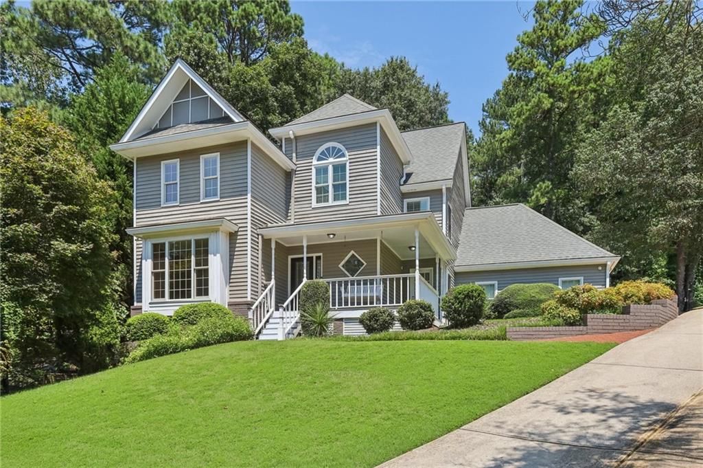 9110 Twelvestones Drive, Roswell, GA 30076