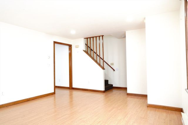 3 Watson Ave A, Worcester, MA 01606