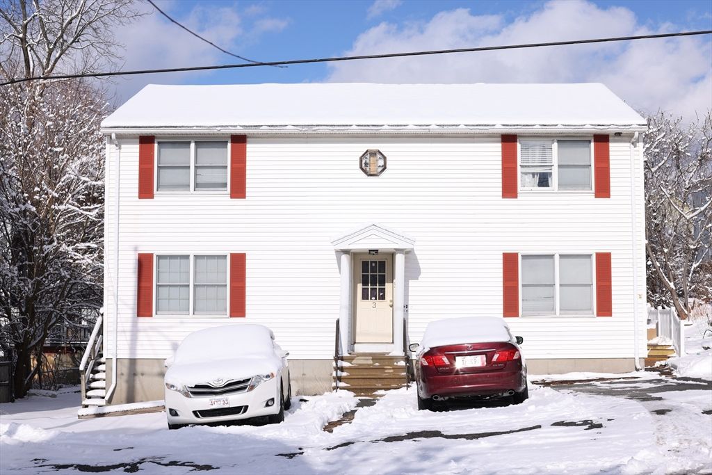 3 Watson Ave A, Worcester, MA 01606