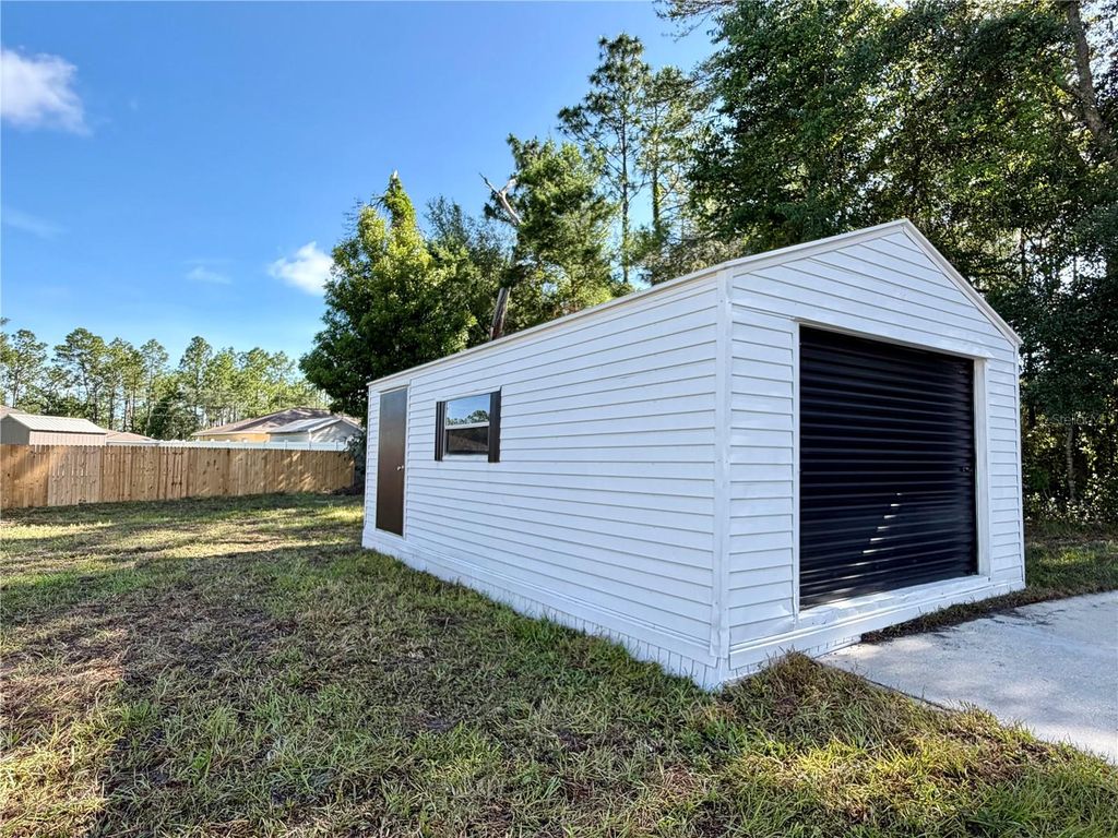 Image 21 of property listing at 6600 SW 151ST LOOP, Ocala, FL 34473