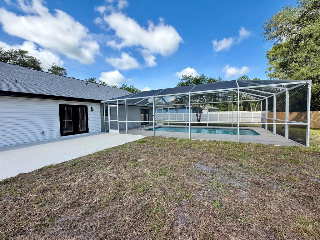 Image 10 of property listing at 6600 SW 151ST LOOP, Ocala, FL 34473