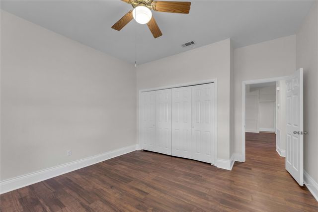 303 S Franklin ST, La Grange, TX 78945