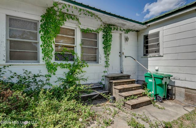 6118 Terry Road, Byram, MS 39272