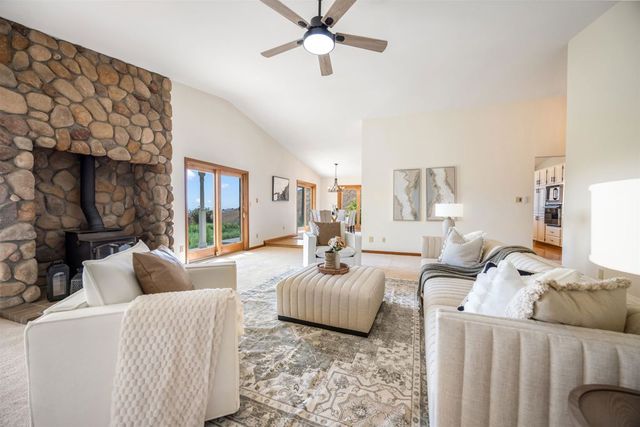 9050 Highland Rd, Livermore, CA 94551