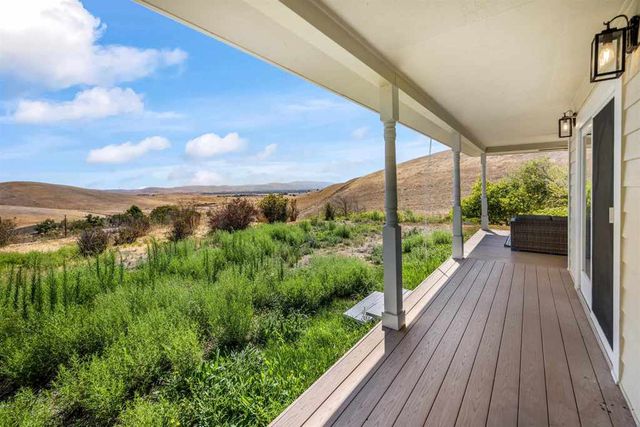 9050 Highland Rd, Livermore, CA 94551