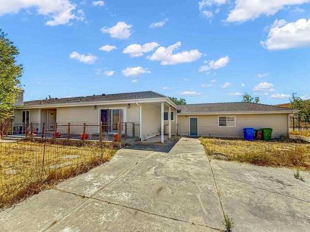 9050 Highland Rd, Livermore, CA 94551