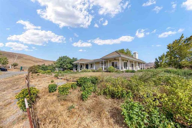 9050 Highland Rd, Livermore, CA 94551