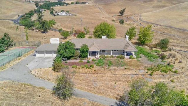 9050 Highland Rd, Livermore, CA 94551