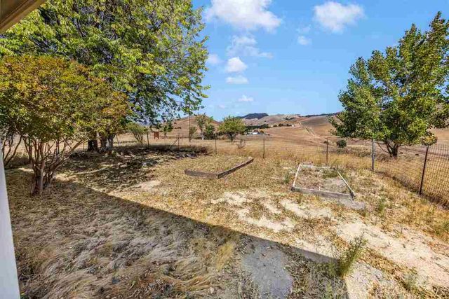 9050 Highland Rd, Livermore, CA 94551