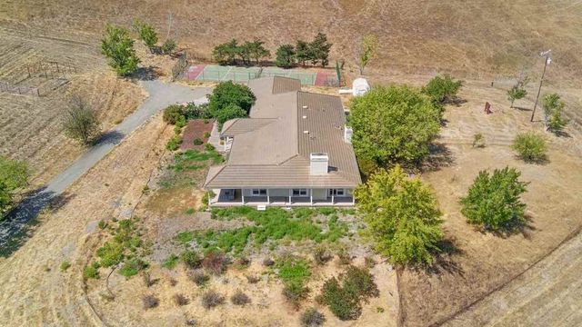 9050 Highland Rd, Livermore, CA 94551