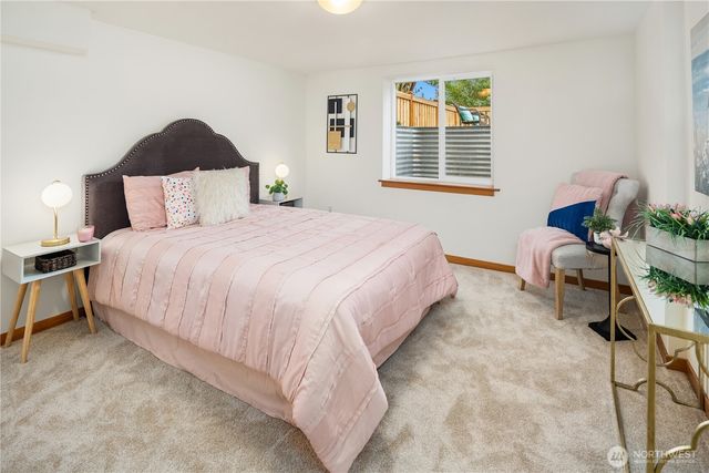 5616 Fauntleroy Way SW, Seattle, WA 98136