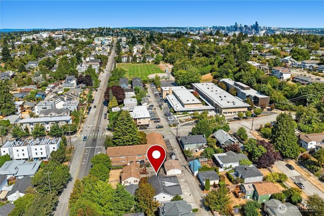 5616 Fauntleroy Way SW, Seattle, WA 98136