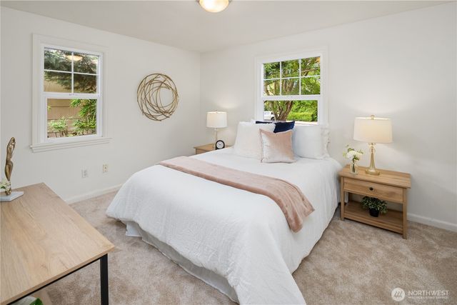 5616 Fauntleroy Way SW, Seattle, WA 98136