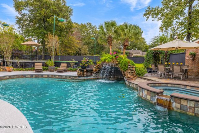 105 Mill Valley Run, Lafayette, LA 70508