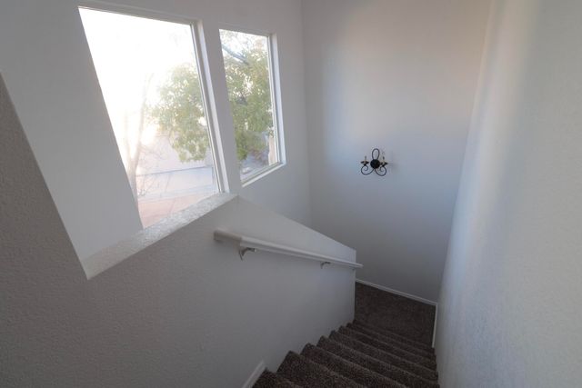 3528 Mountainside Parkway NE, Albuquerque, NM 87111