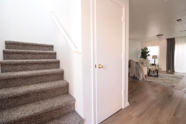 3528 Mountainside Parkway NE, Albuquerque, NM 87111