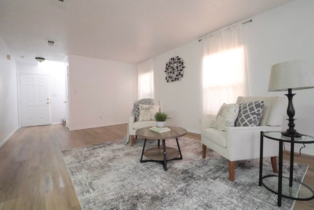 3528 Mountainside Parkway NE, Albuquerque, NM 87111