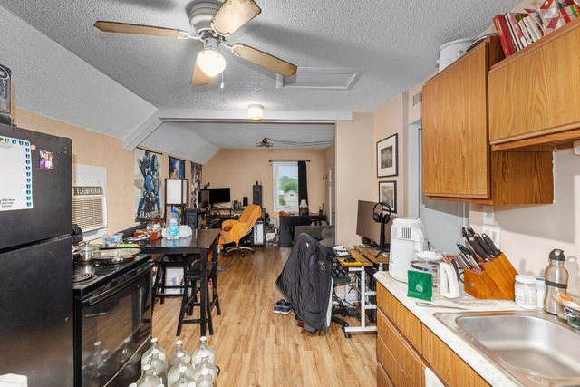 347 E Gardner Street, Sparta, MI 49345